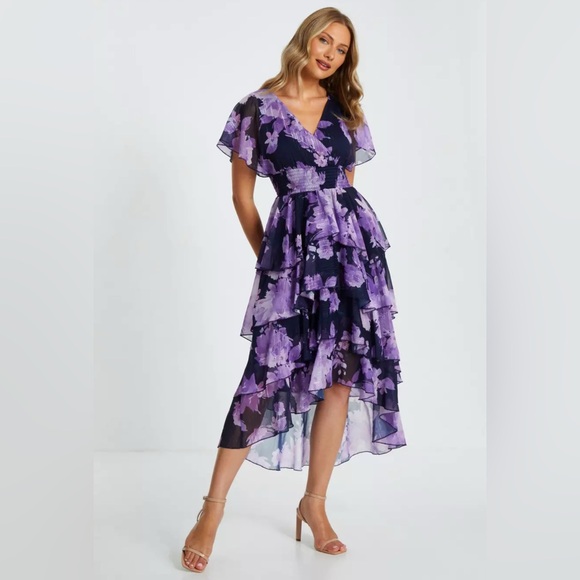 Flattering Navy Floral Tiered Midi Dress - Picture 5 of 5